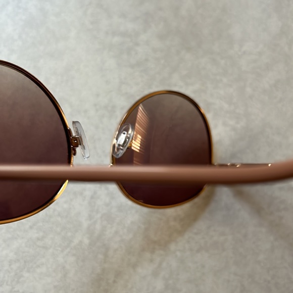 Rose Shade Sunglasses - Picture 4 of 6